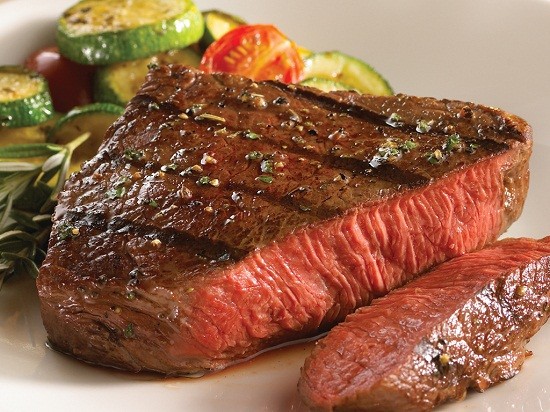 Resep dan Cara Membuat Steak Daging Sapi Sirloin Saus Barbeque yang Lezat  dan Enak -